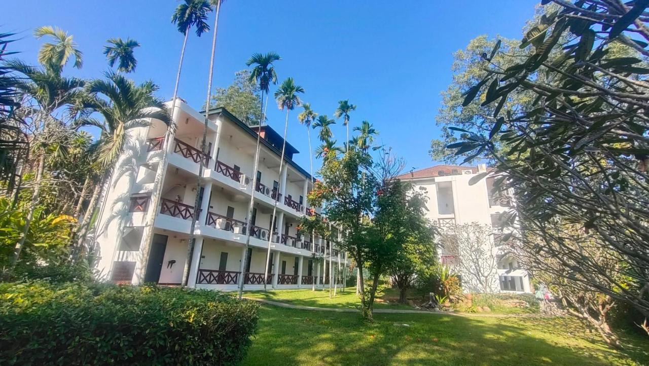 The Imperial Chiang Mai Resort & Sports Club Exteriör bild
